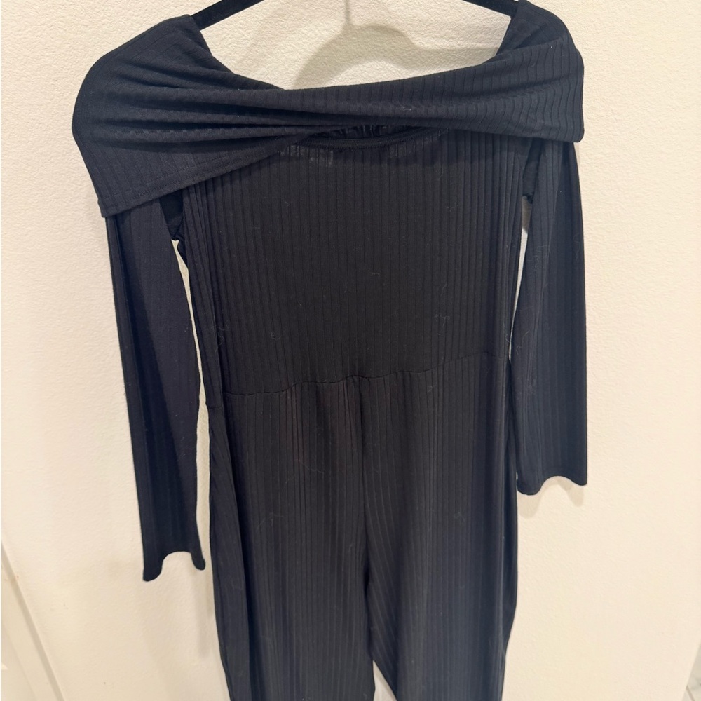 PrettyLittleThing Charcoal Ribbed Top - Picture 4 of 4